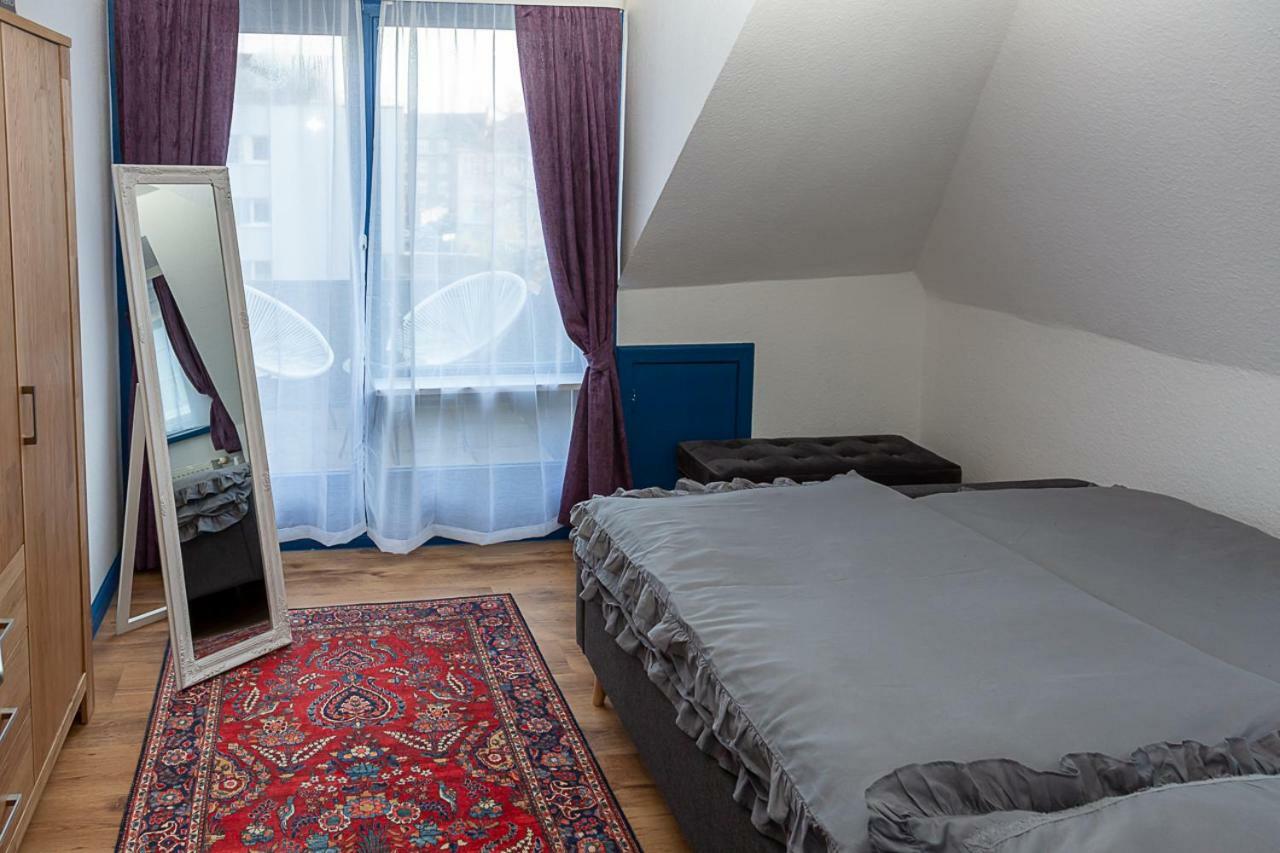 Altes Pastorat Am Husumer Hafen Apartment Husum  Ngoại thất bức ảnh