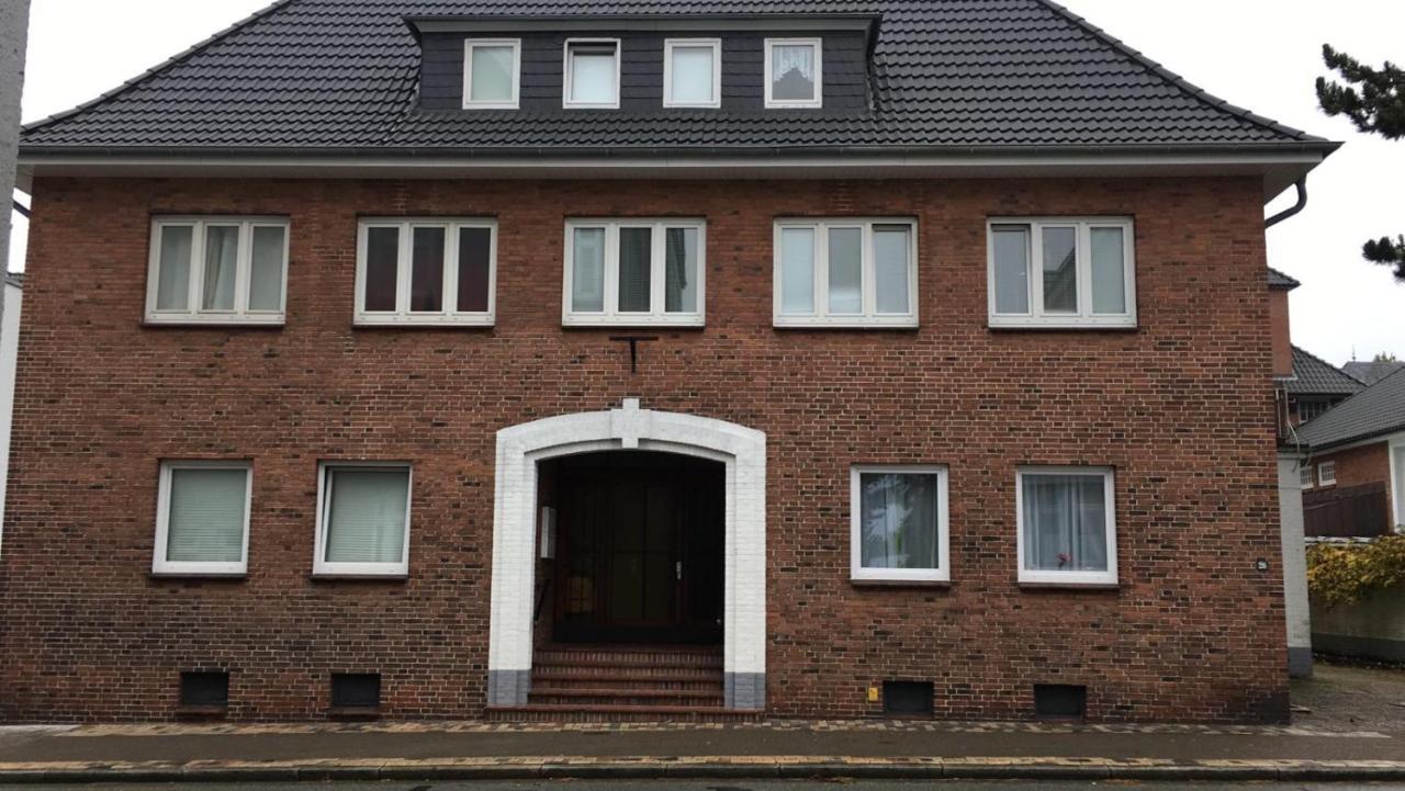 Altes Pastorat Am Husumer Hafen Apartment Husum  Ngoại thất bức ảnh